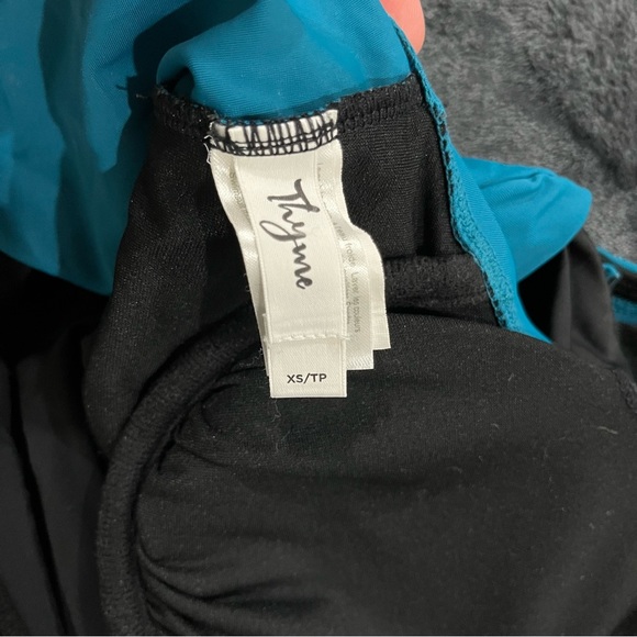 Thyme maternity one piece swimsuit - Picture 2 of 4